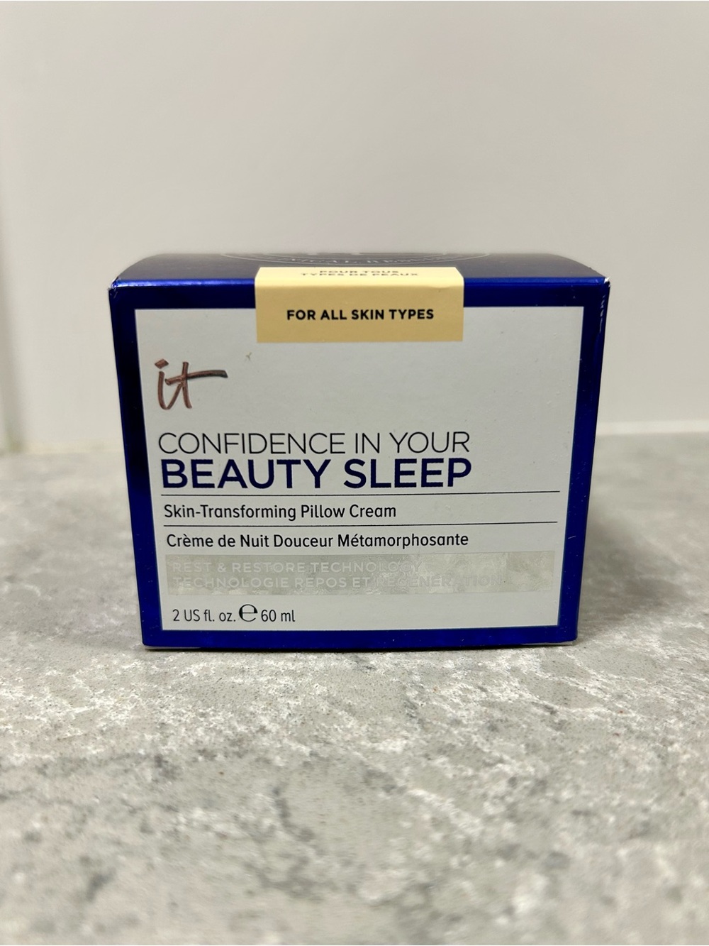 iT COSMETICS CONFIDENCE IN YOUR BEAUTY SLEEP CREAM 2 Fl Oz - Picture 1 of 9
